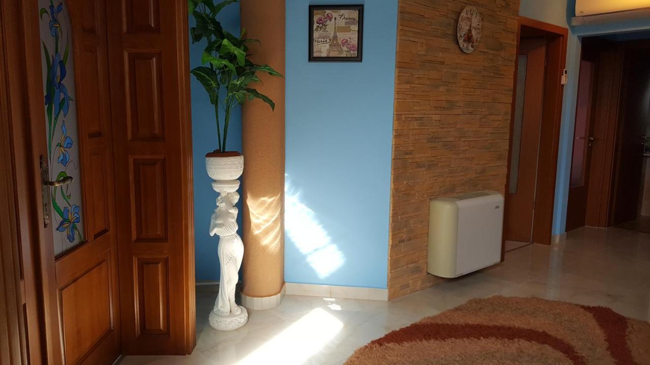Apartamento Paris-Lux. Hajdúszoboszló Exterior foto